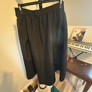 Old Navy Black Midi Skirt with Elastic Waist